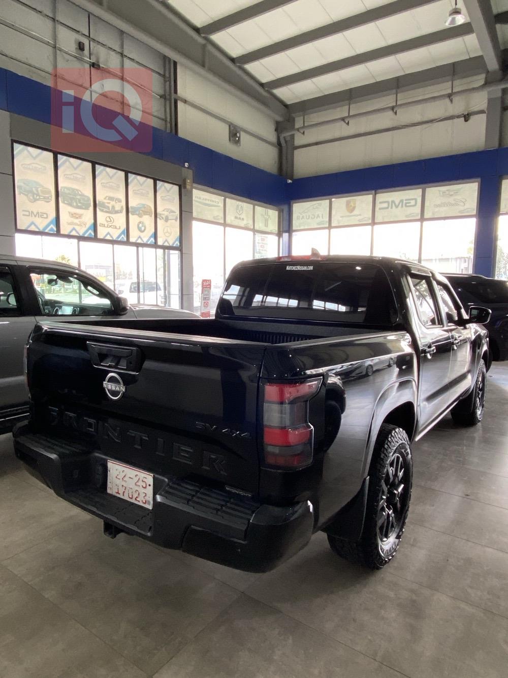 نيسان فرونتر